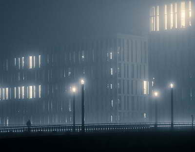 Mərkəzi Bank yenilənmiş 100 manatlıq əsginasları tədavülə buraxır